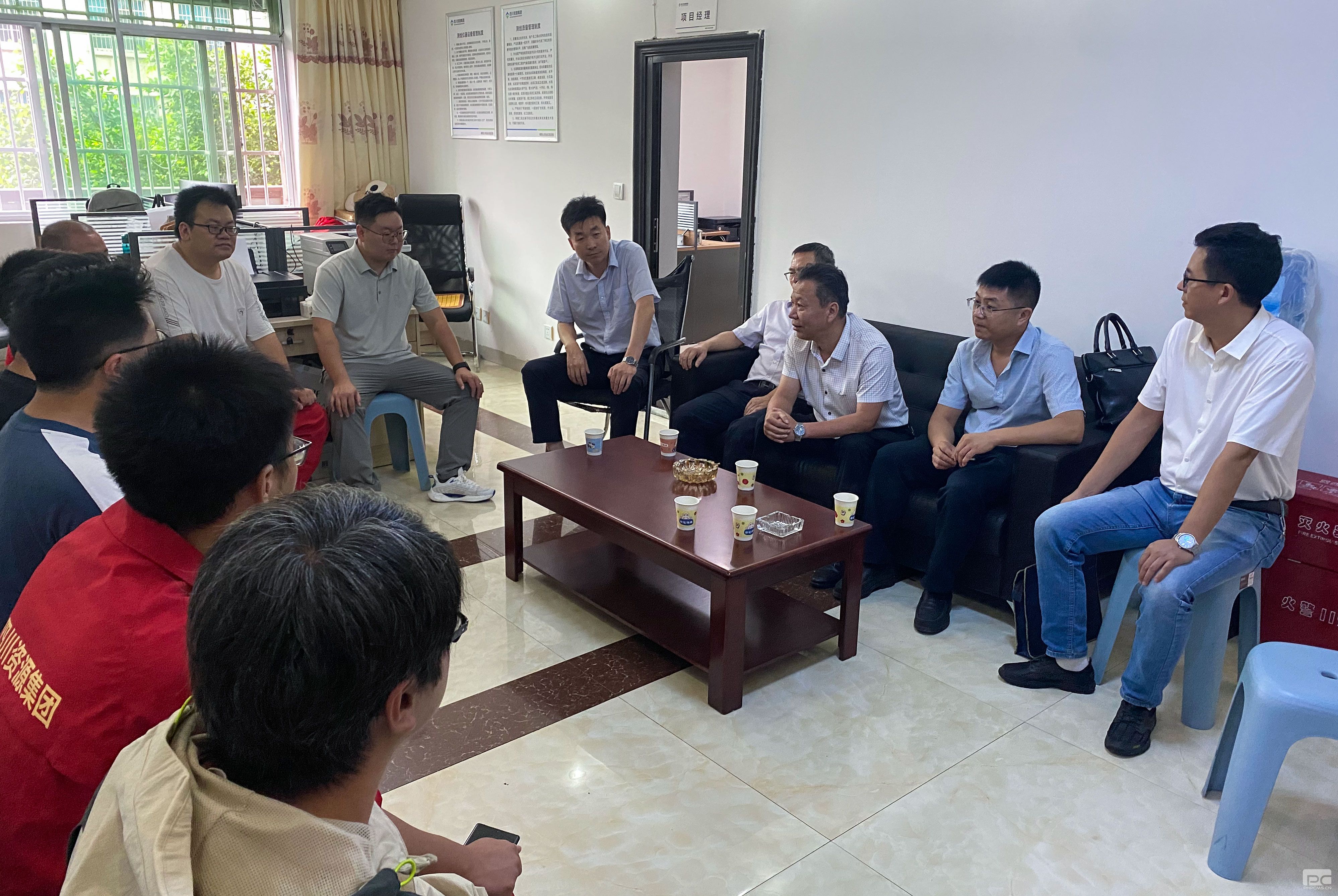 �۲��á�(�й���)���޹�˾����