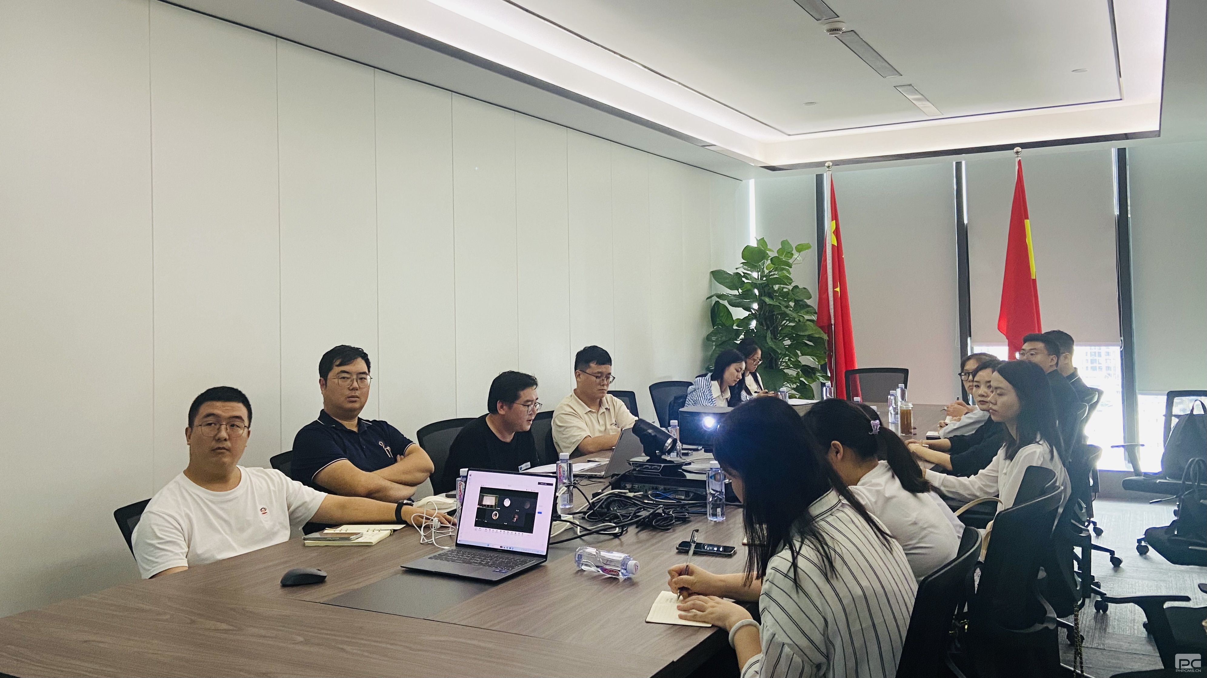 ѧ������ ��������