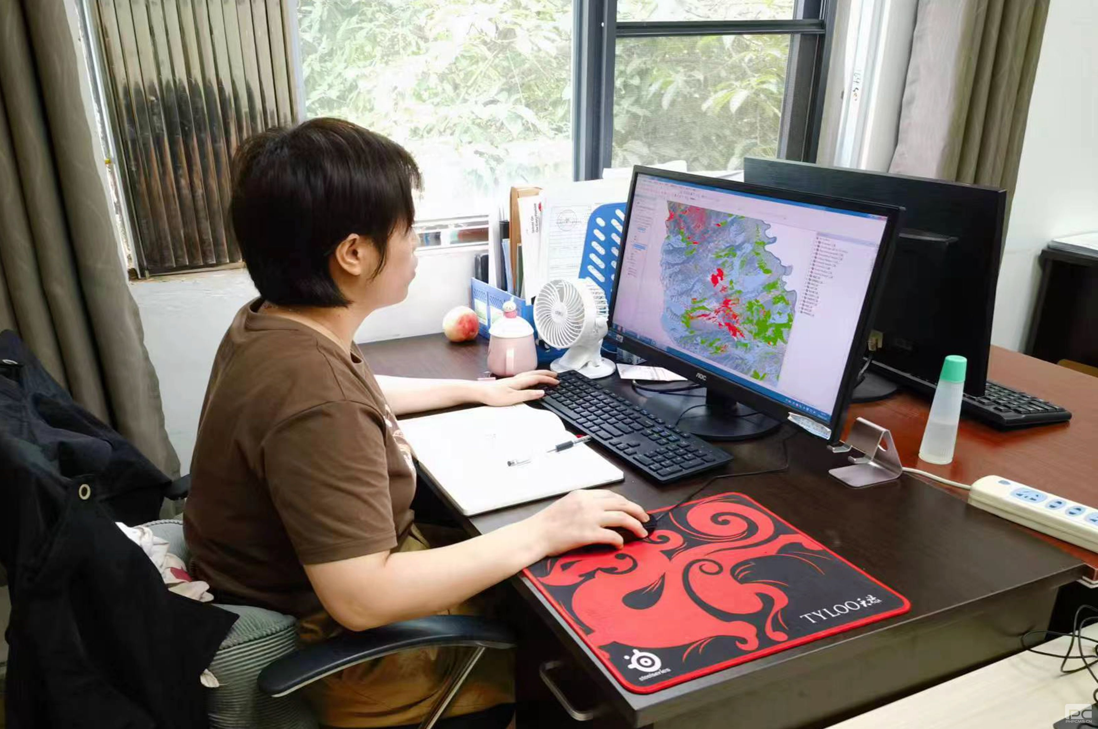 �۲��á�(�й���)���޹�˾����