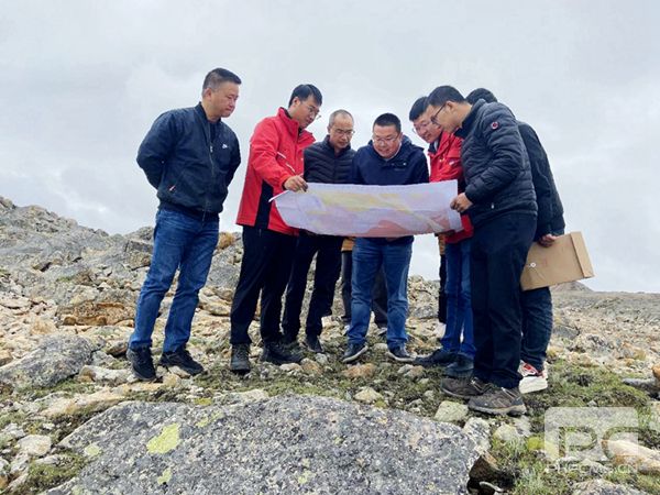 �۲��á�(�й���)���޹�˾����