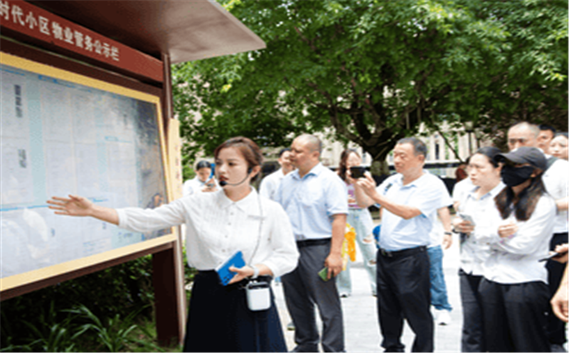 ϲѶ����ҵ����������ҵ�ƽ�ʱ����Ŀ����Ϊ��ҵ���ʾ����Ŀ