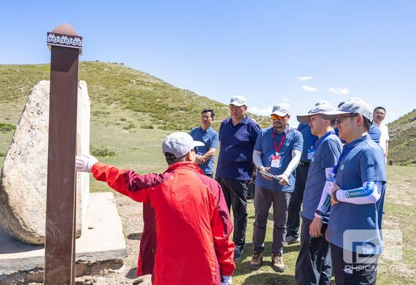 �۲��á�(�й���)���޹�˾����