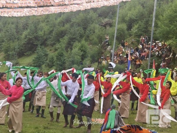 �۲��á�(�й���)���޹�˾����