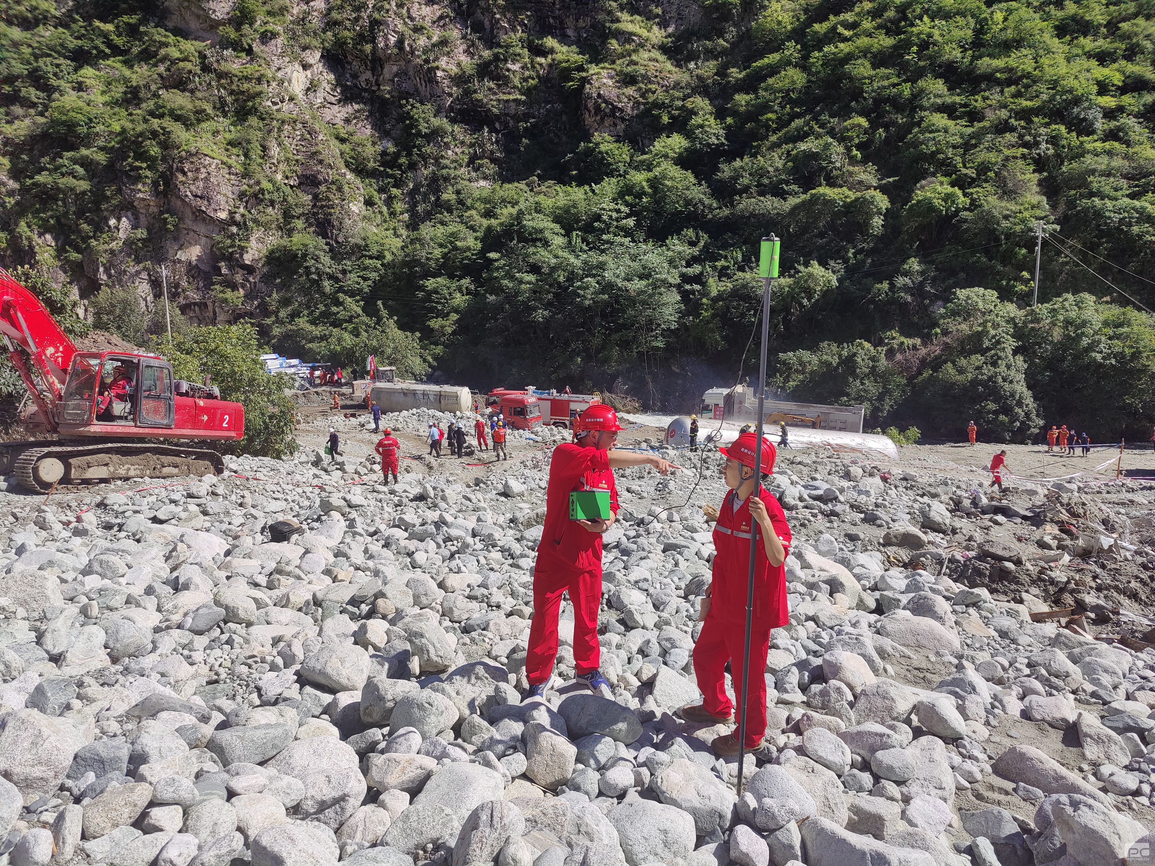 �۲��á�(�й���)���޹�˾����