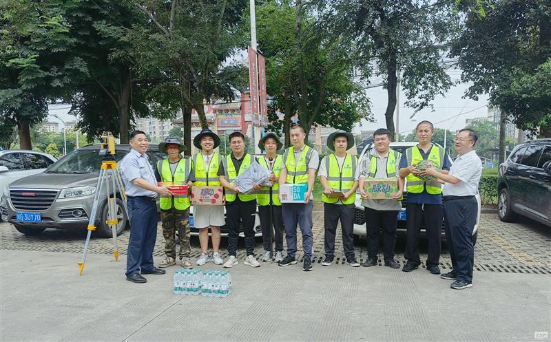 ������ů���� ������������ ������湫˾��չ������������������������