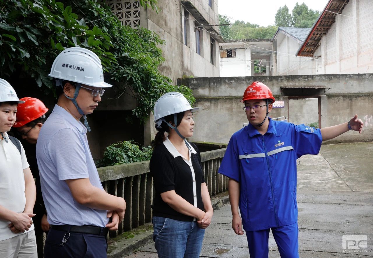 �۲��á�(�й���)���޹�˾����