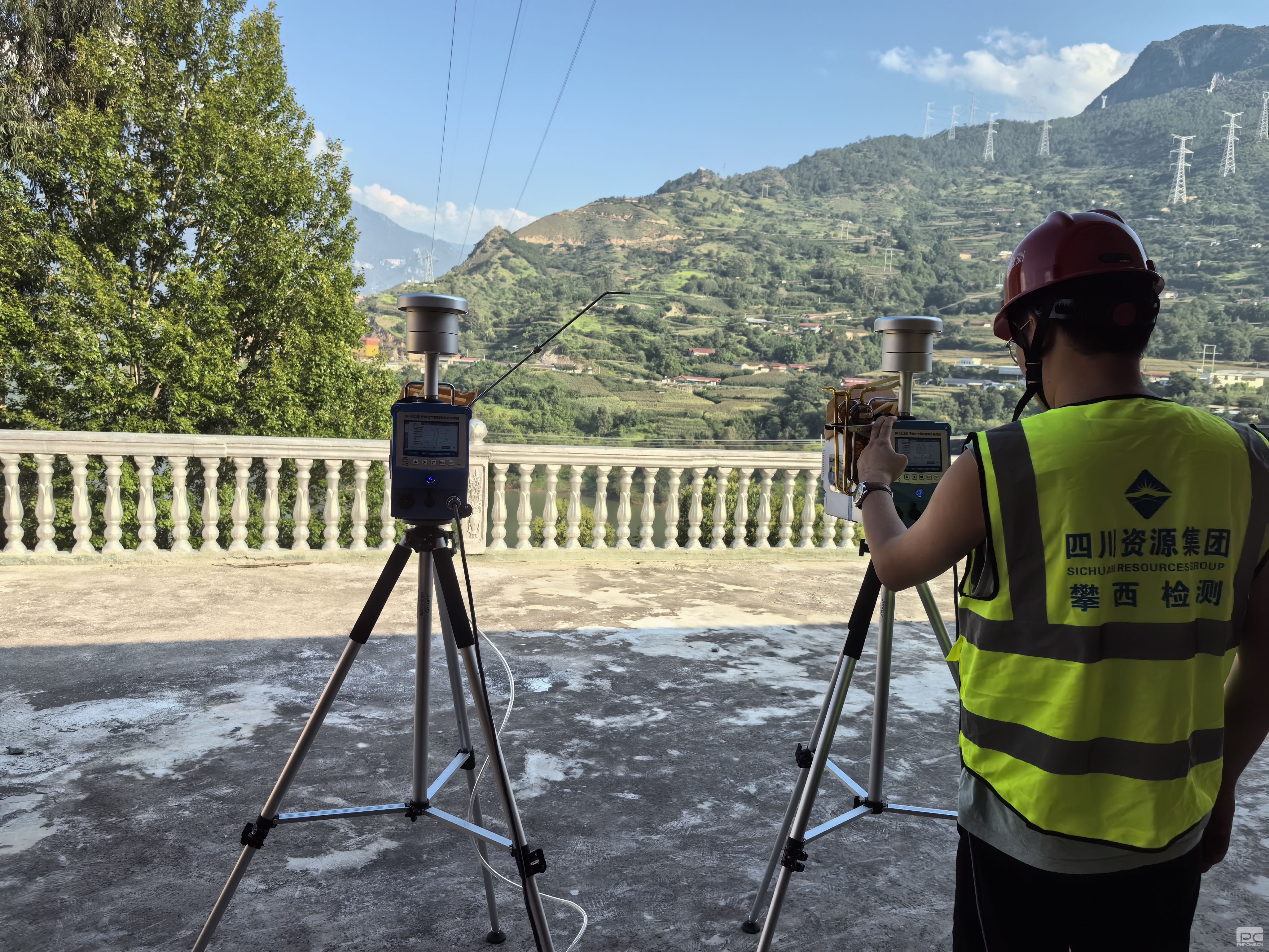 �۲��á�(�й���)���޹�˾����