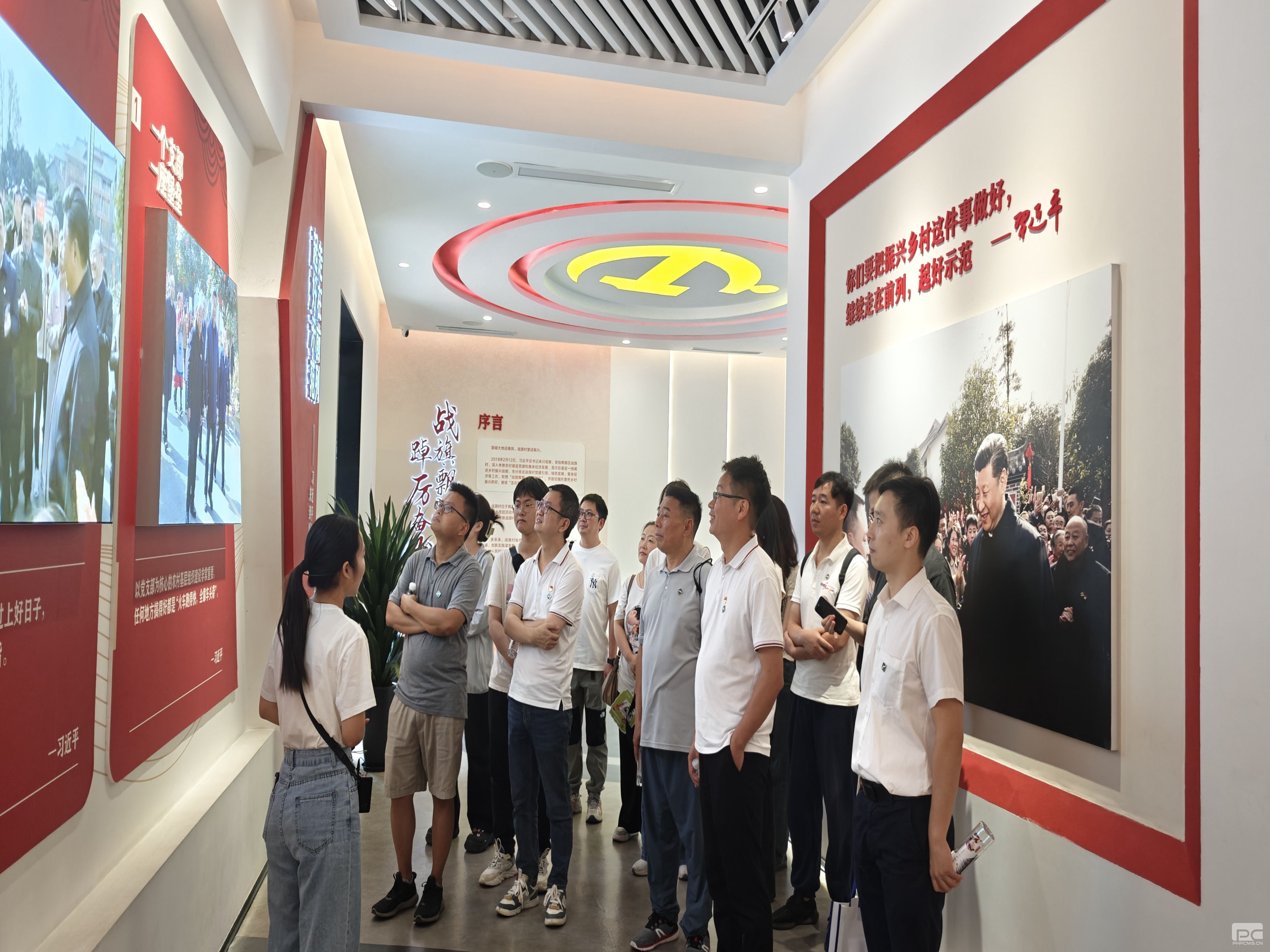 �۲��á�(�й���)���޹�˾����