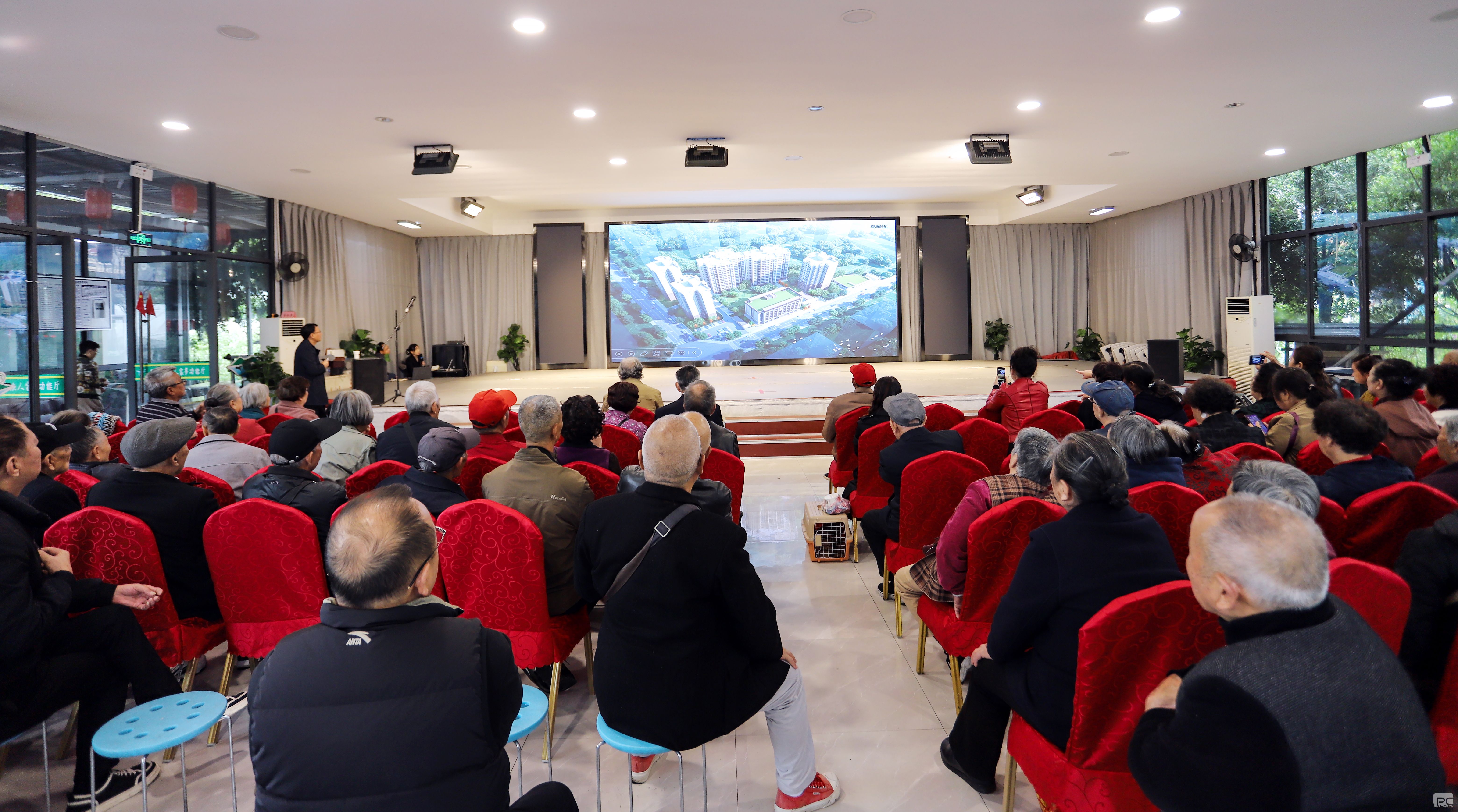 �۲��á�(�й���)���޹�˾����