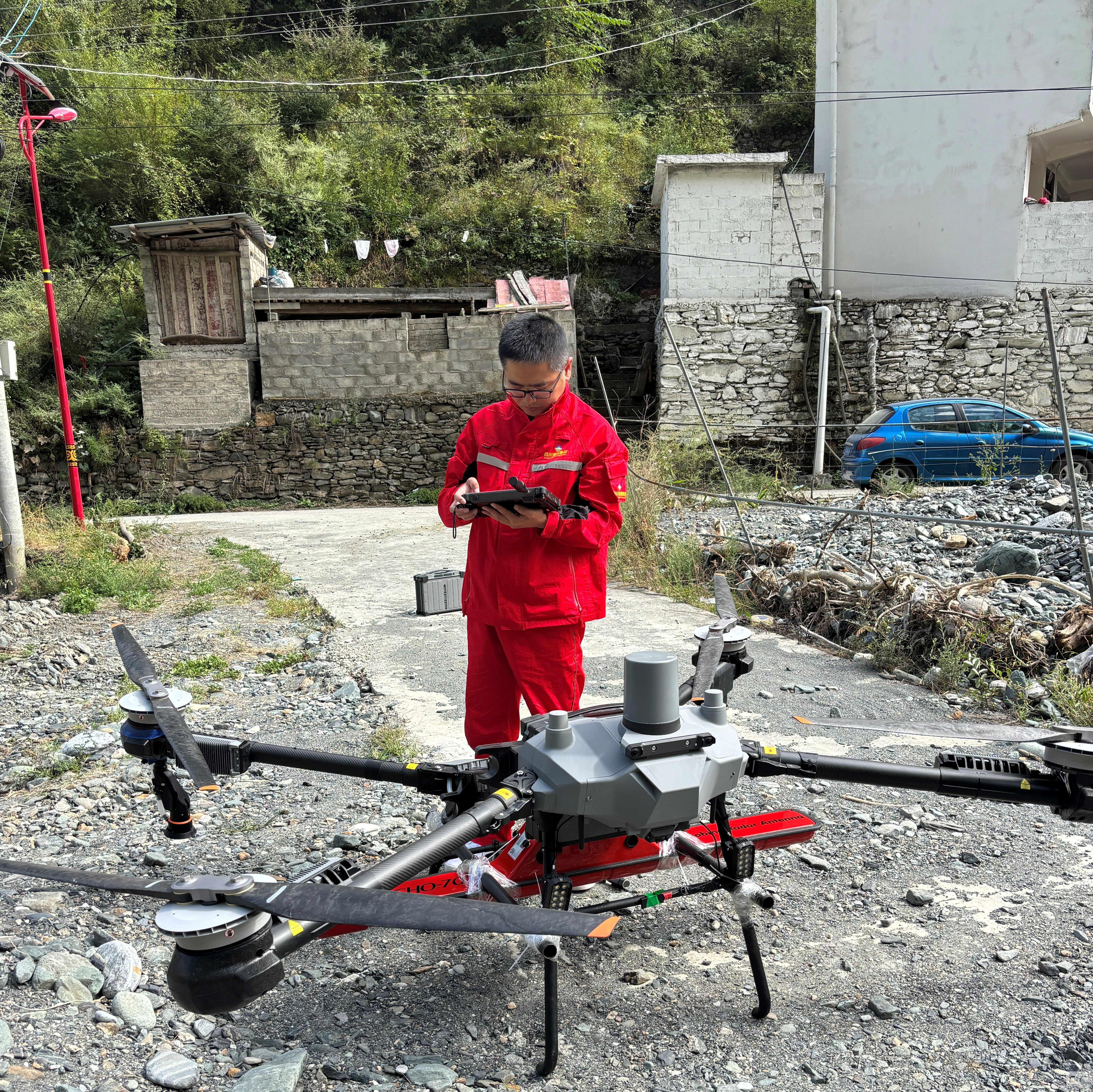 �۲��á�(�й���)���޹�˾����