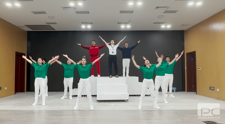 �۲��á�(�й���)���޹�˾����