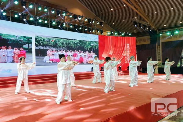 �۲��á�(�й���)���޹�˾����