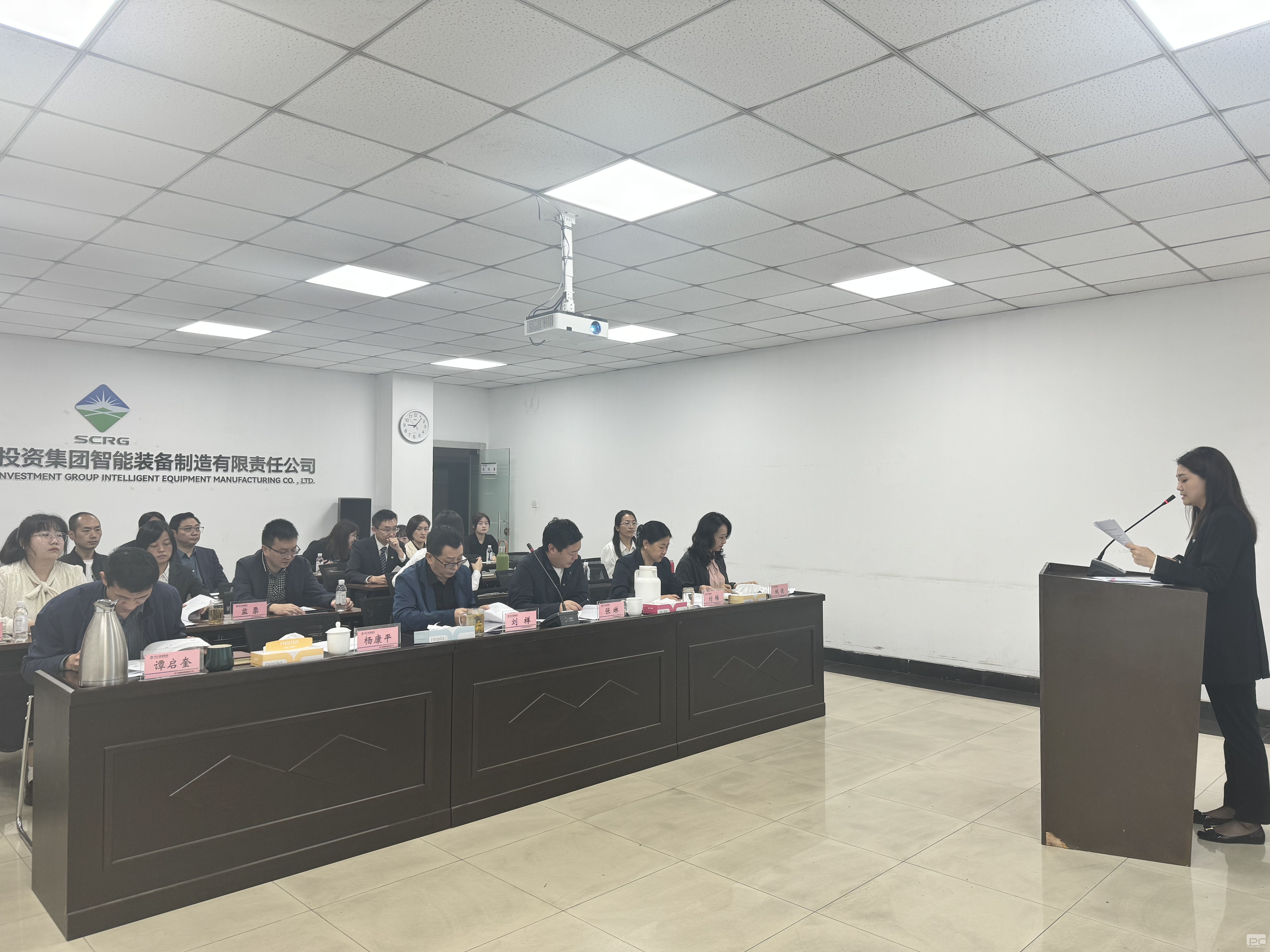 ����װ����˾��չ�в�������Ա��Ƹ�ϸ�