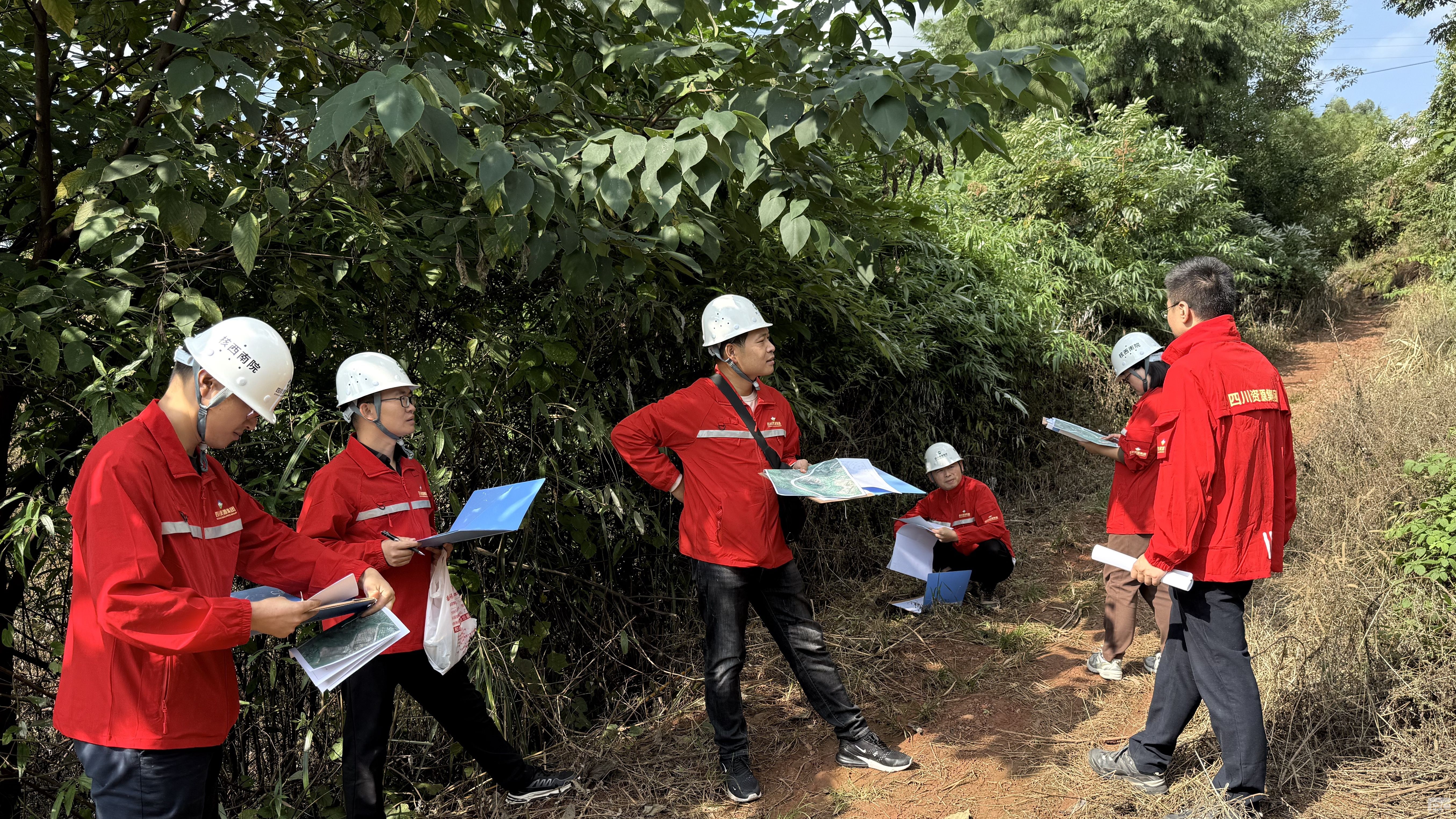 �۲��á�(�й���)���޹�˾����