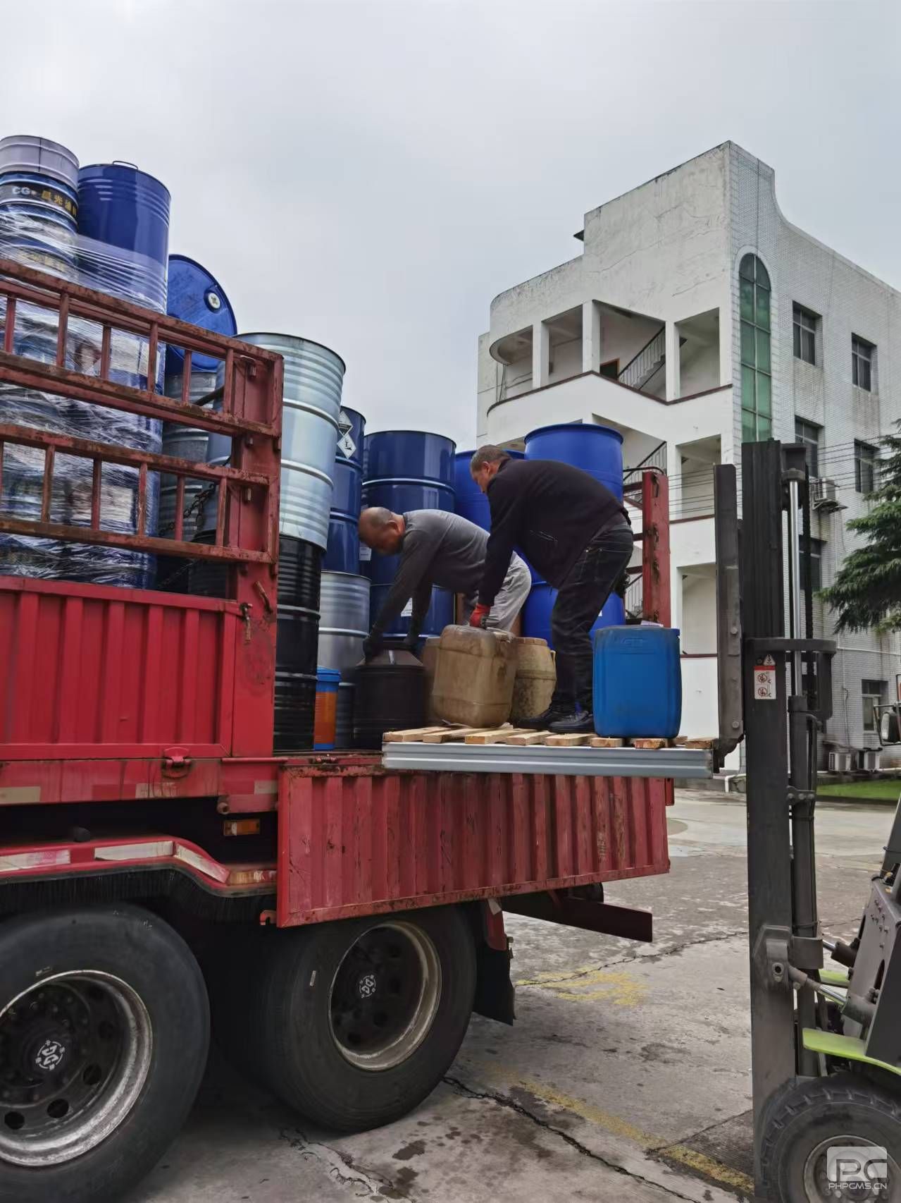 �۲��á�(�й���)���޹�˾����