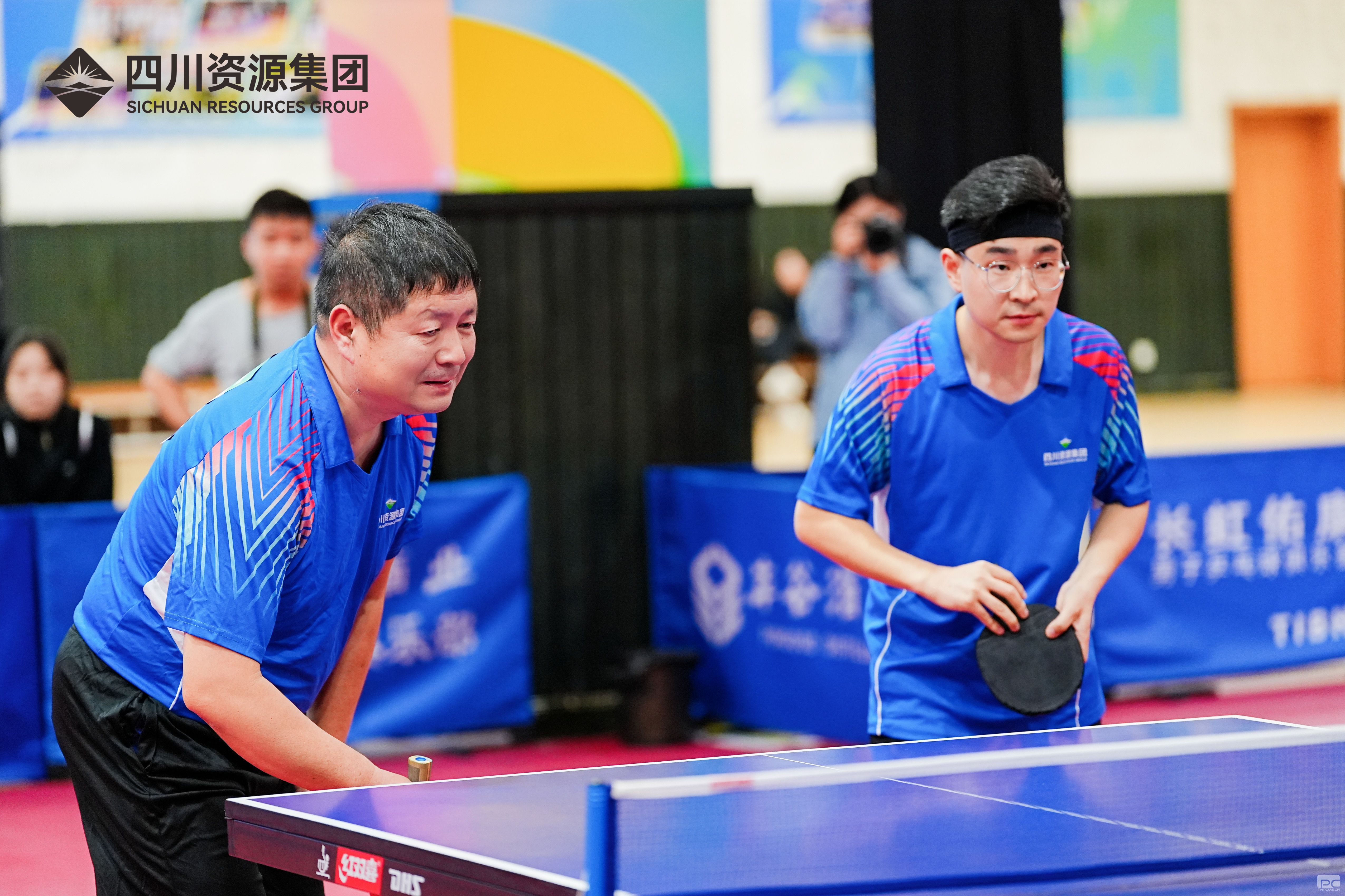 �۲��á�(�й���)���޹�˾����