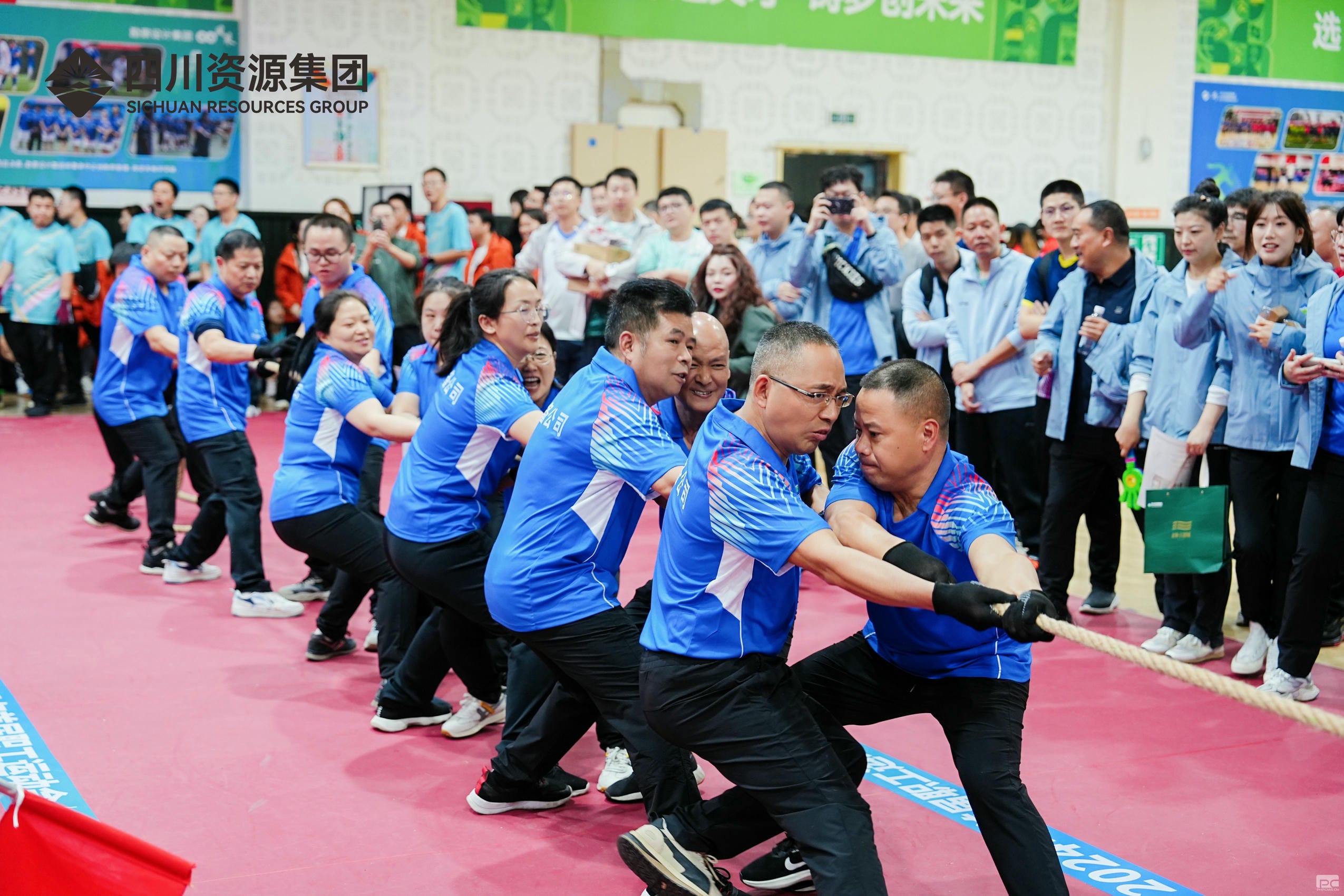 �۲��á�(�й���)���޹�˾����