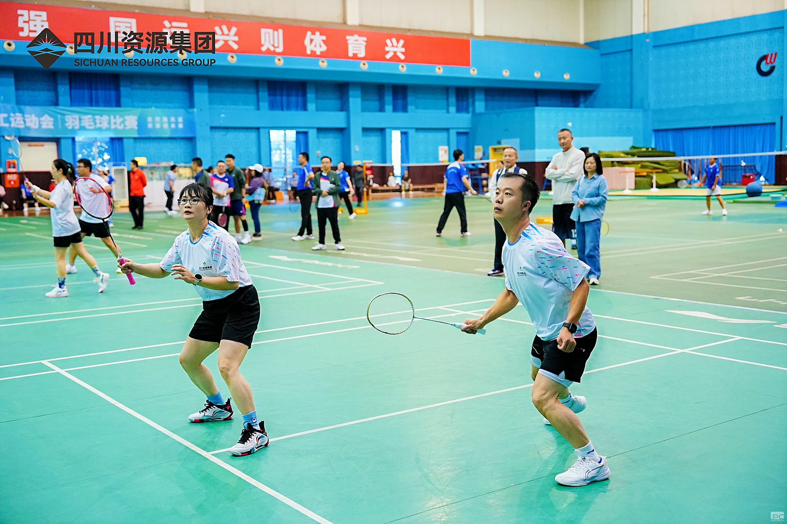 �۲��á�(�й���)���޹�˾����