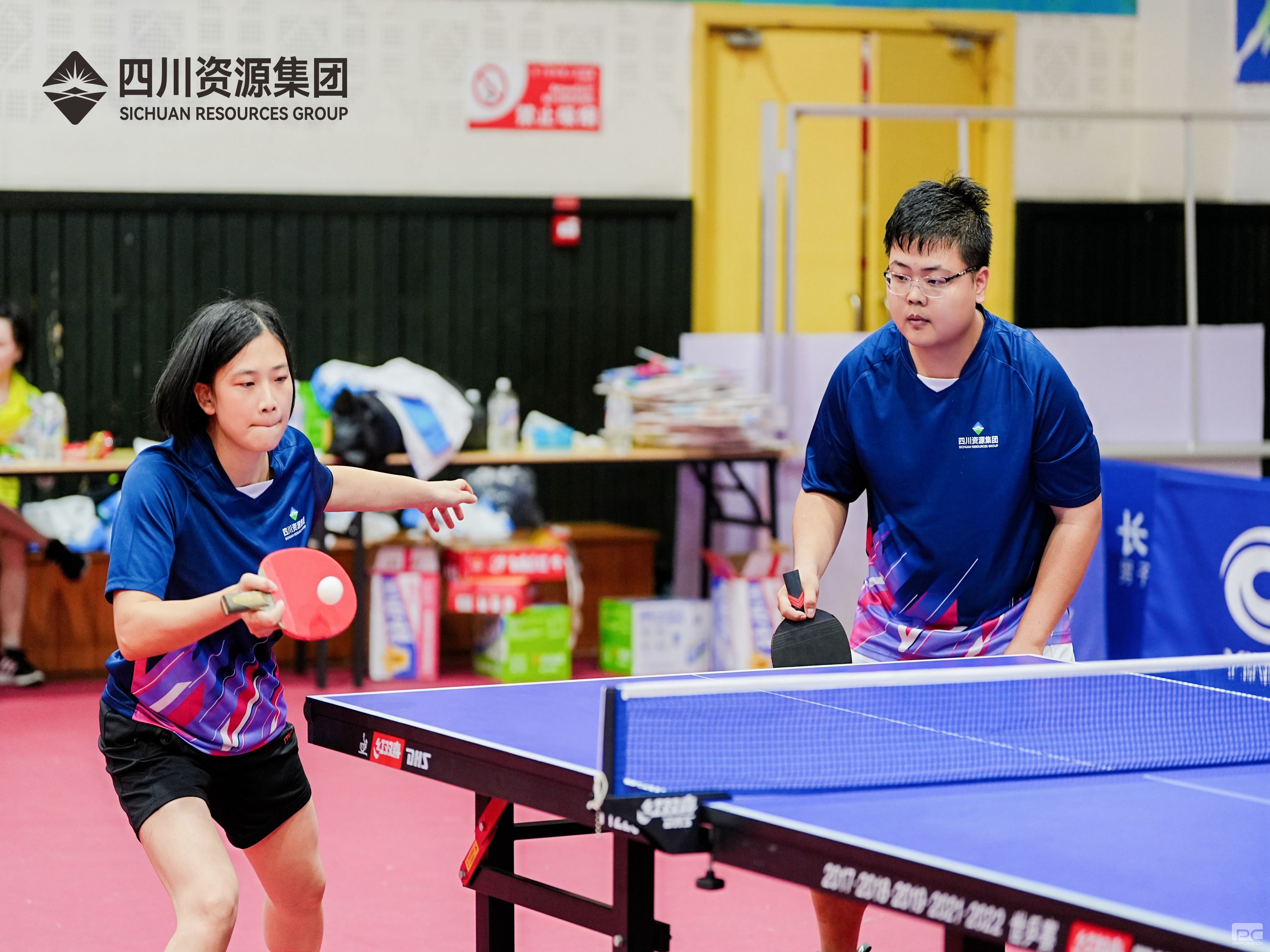 �۲��á�(�й���)���޹�˾����