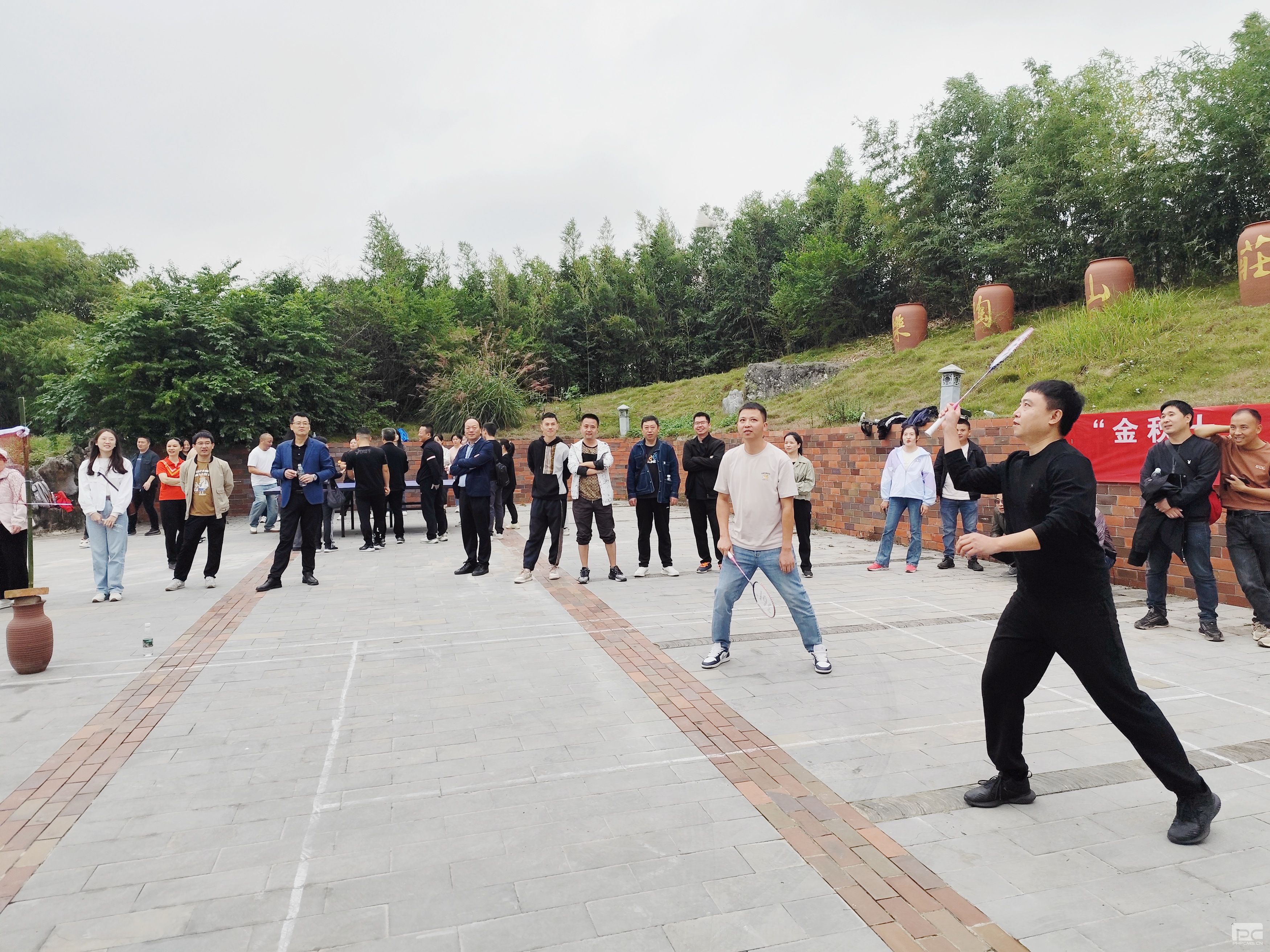 �۲��á�(�й���)���޹�˾����