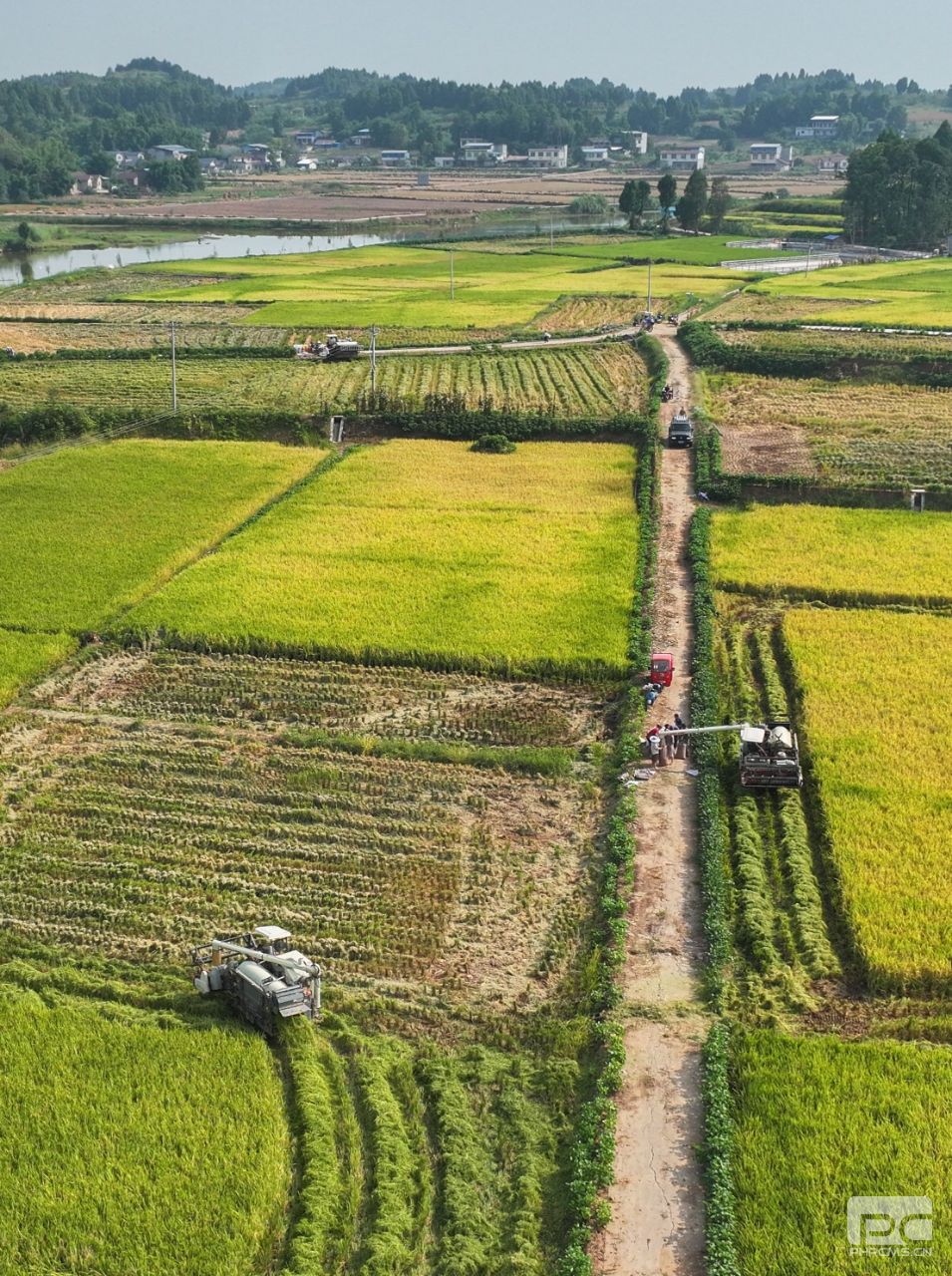 �۲��á�(�й���)���޹�˾����