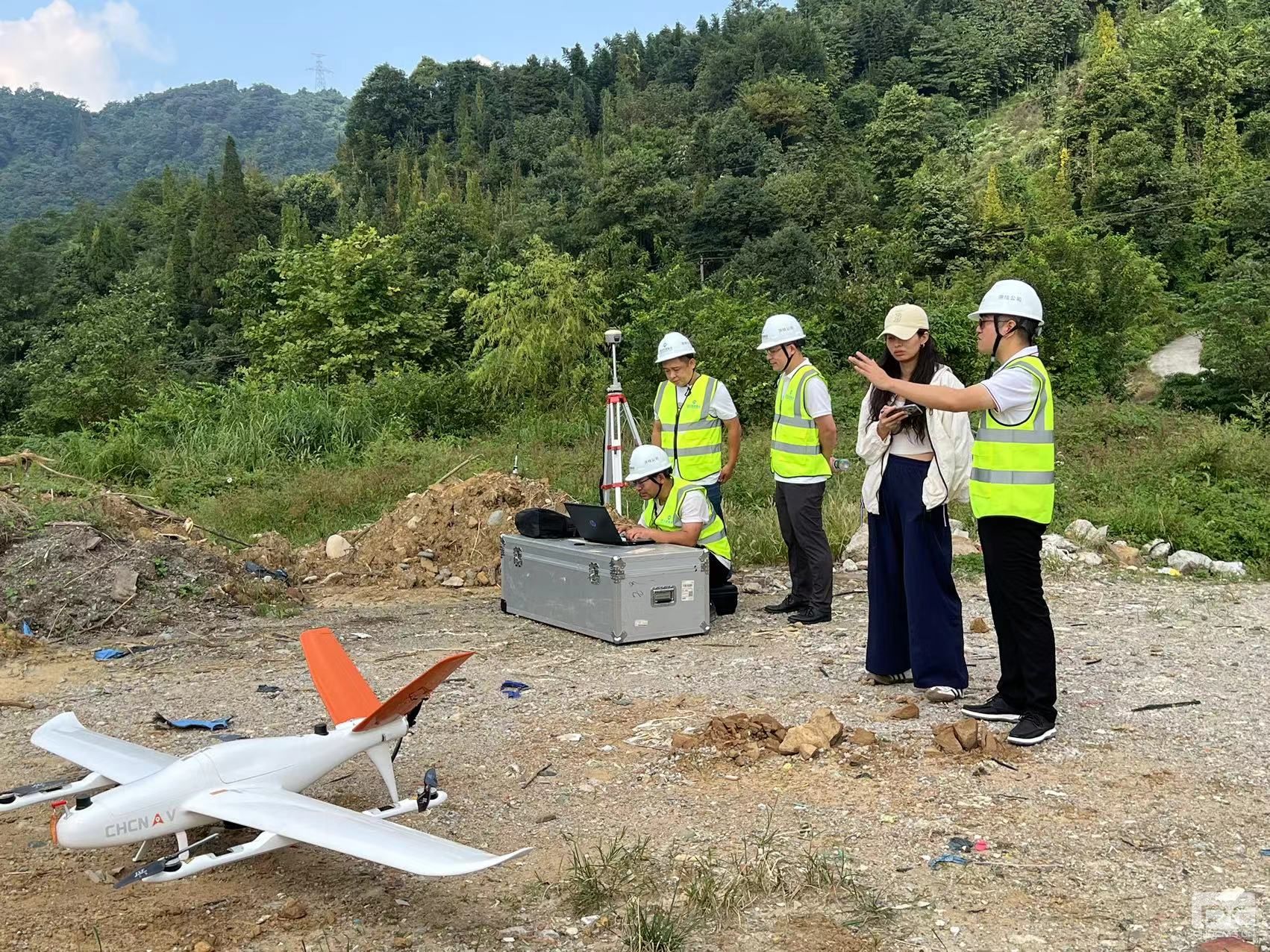 ʵ����ά������Ȼ�۲���ȷȨ  �Ƽ����ܾ�ϸ������