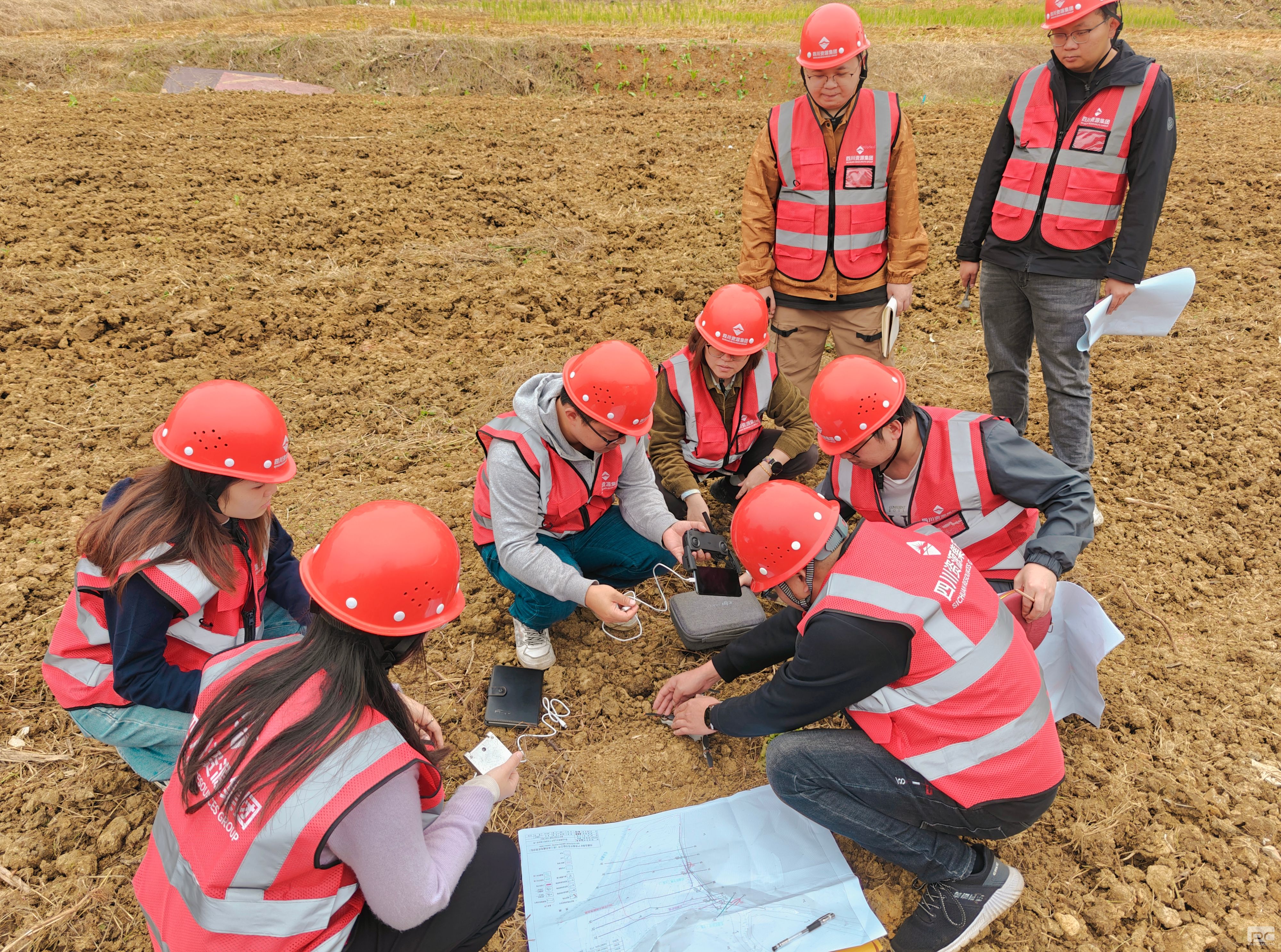 �۲��á�(�й���)���޹�˾����