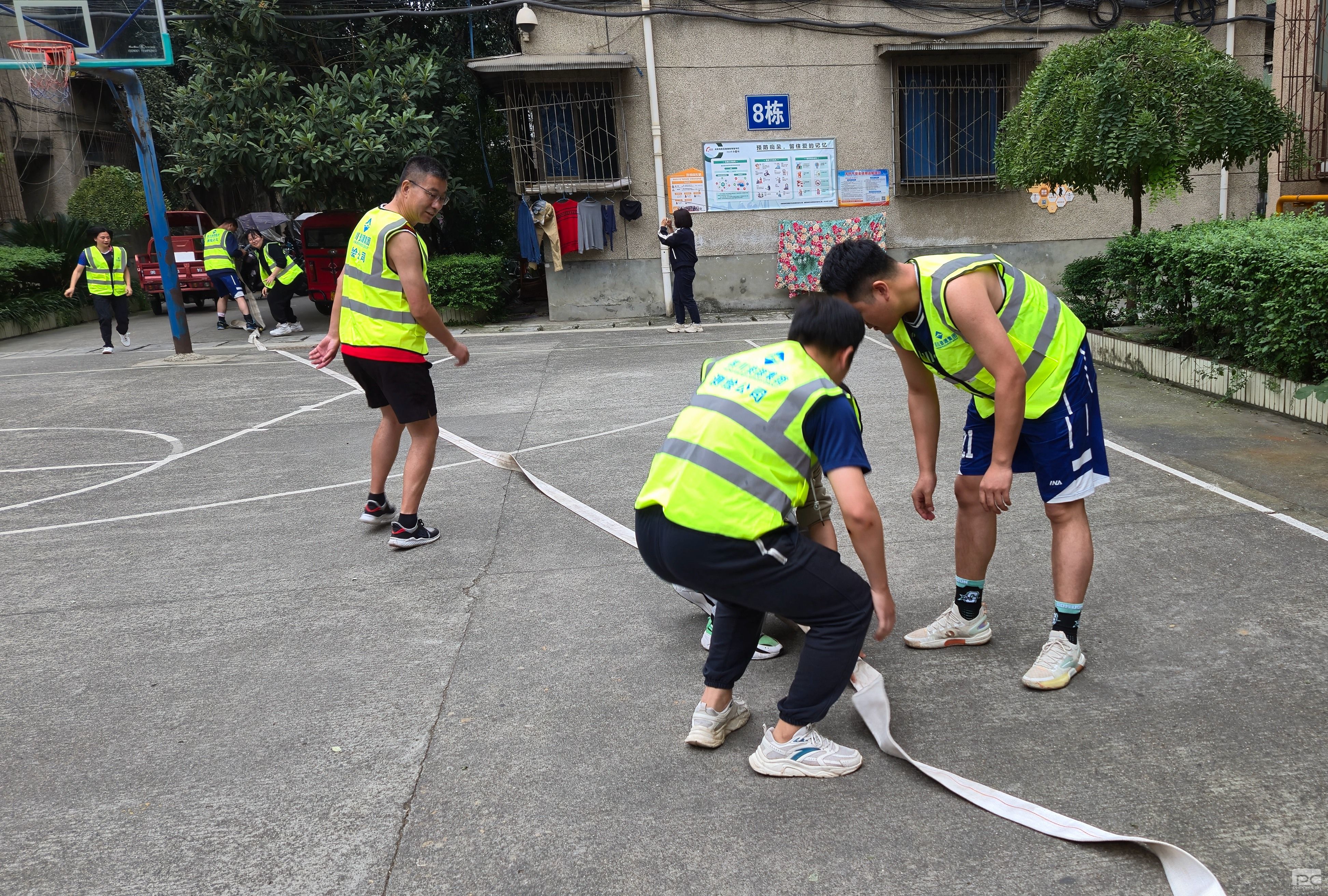 �۲��á�(�й���)���޹�˾����