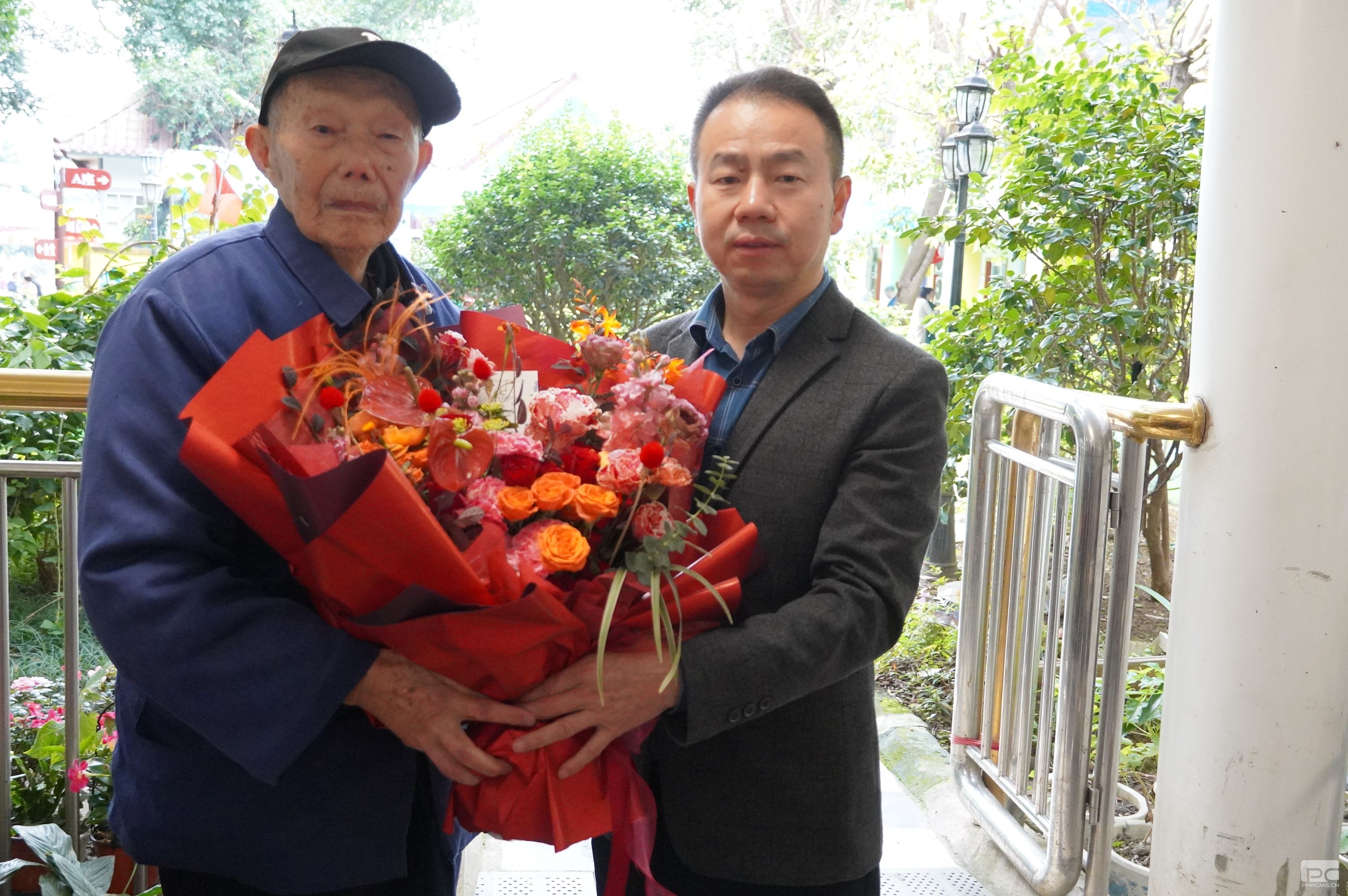 �󿱼����쵼�߷�ο�ʰ����������ְ��