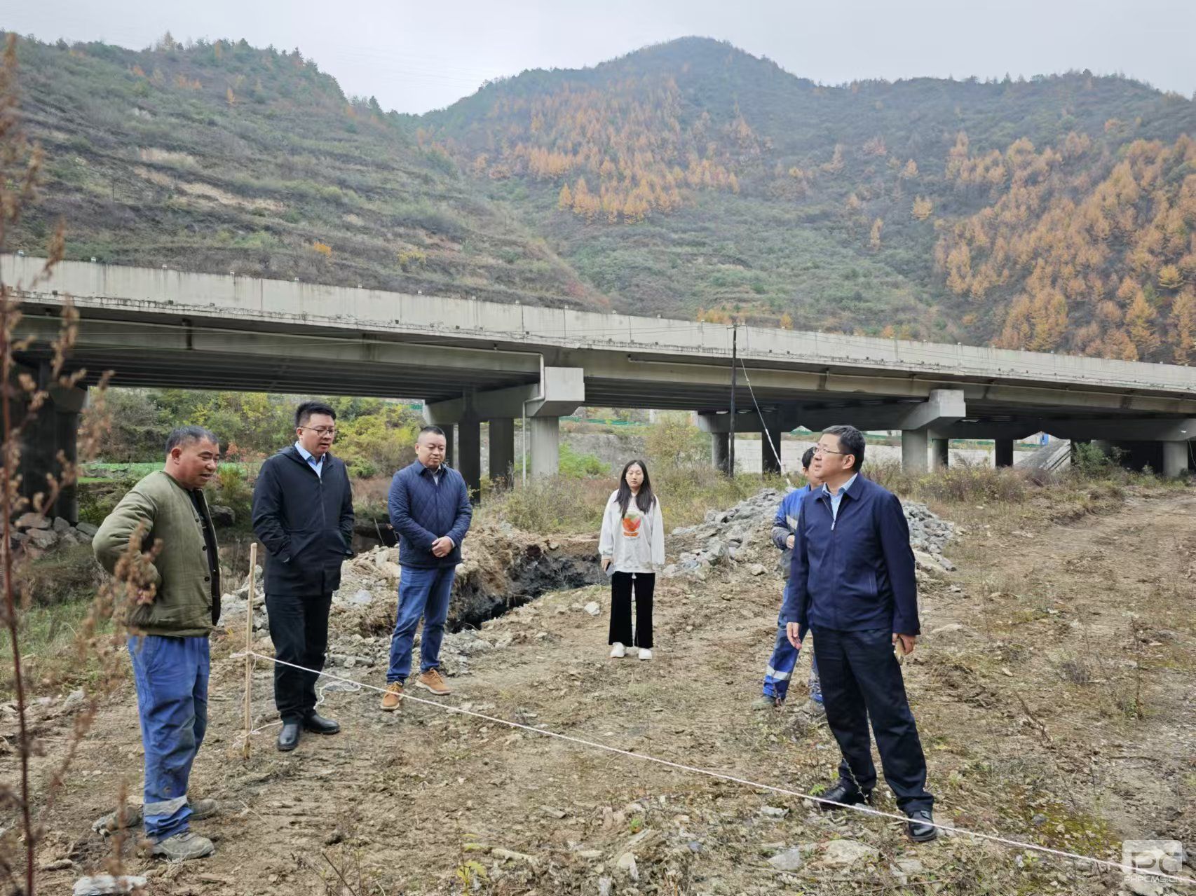 �۲��á�(�й���)���޹�˾����