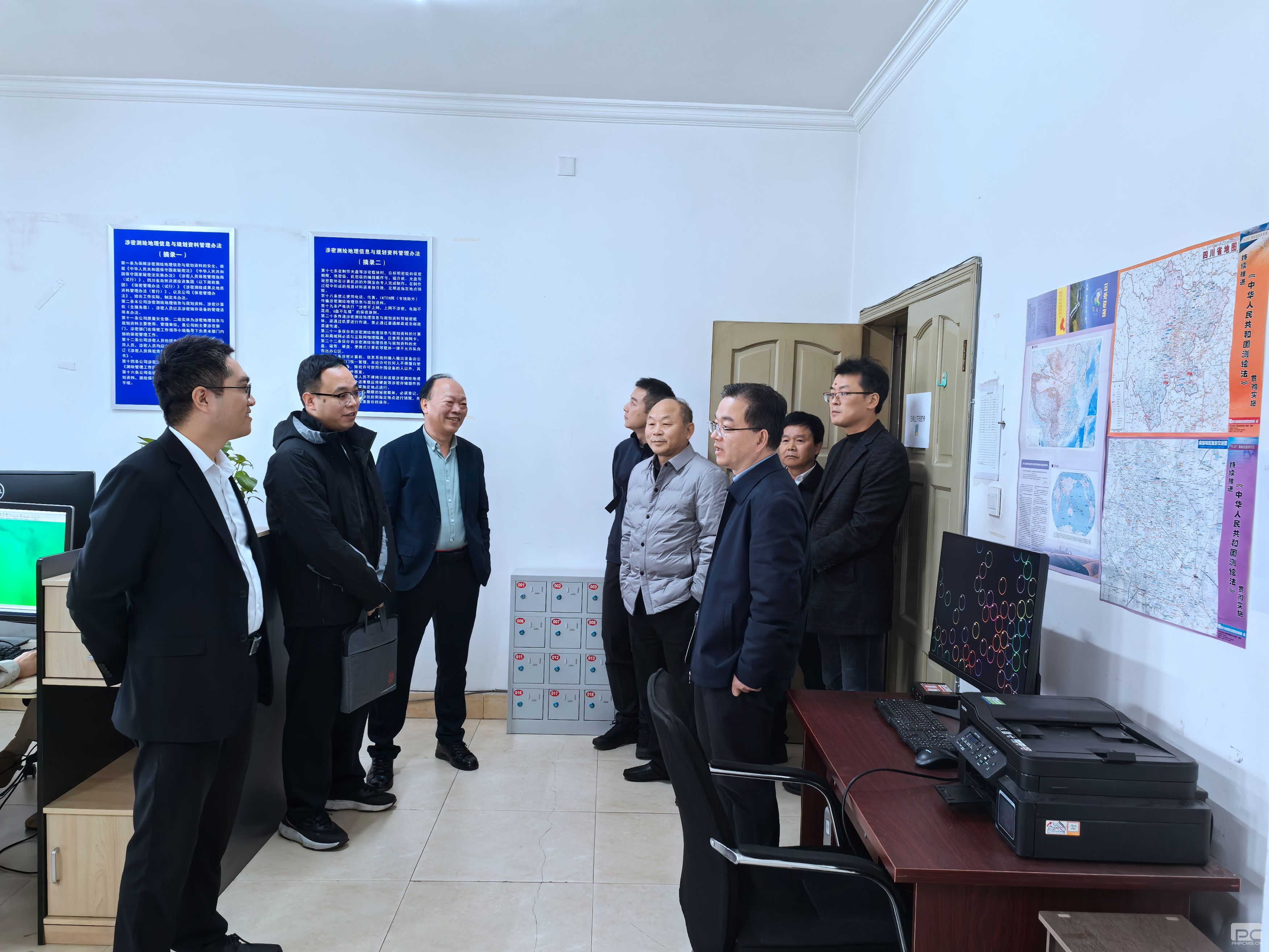 �۲��á�(�й���)���޹�˾����