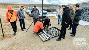 �۲��á�(�й���)���޹�˾����