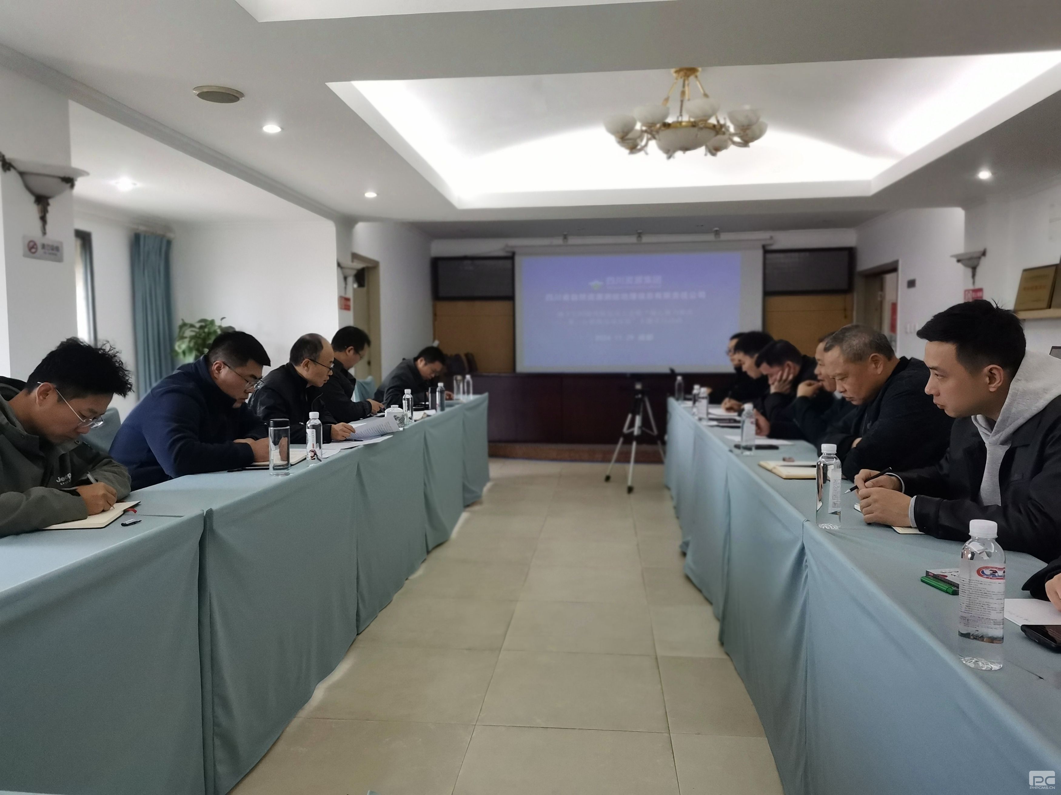 ���ľ����Ƹ���  ������Զı����