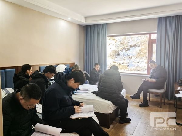 �۲��á�(�й���)���޹�˾����