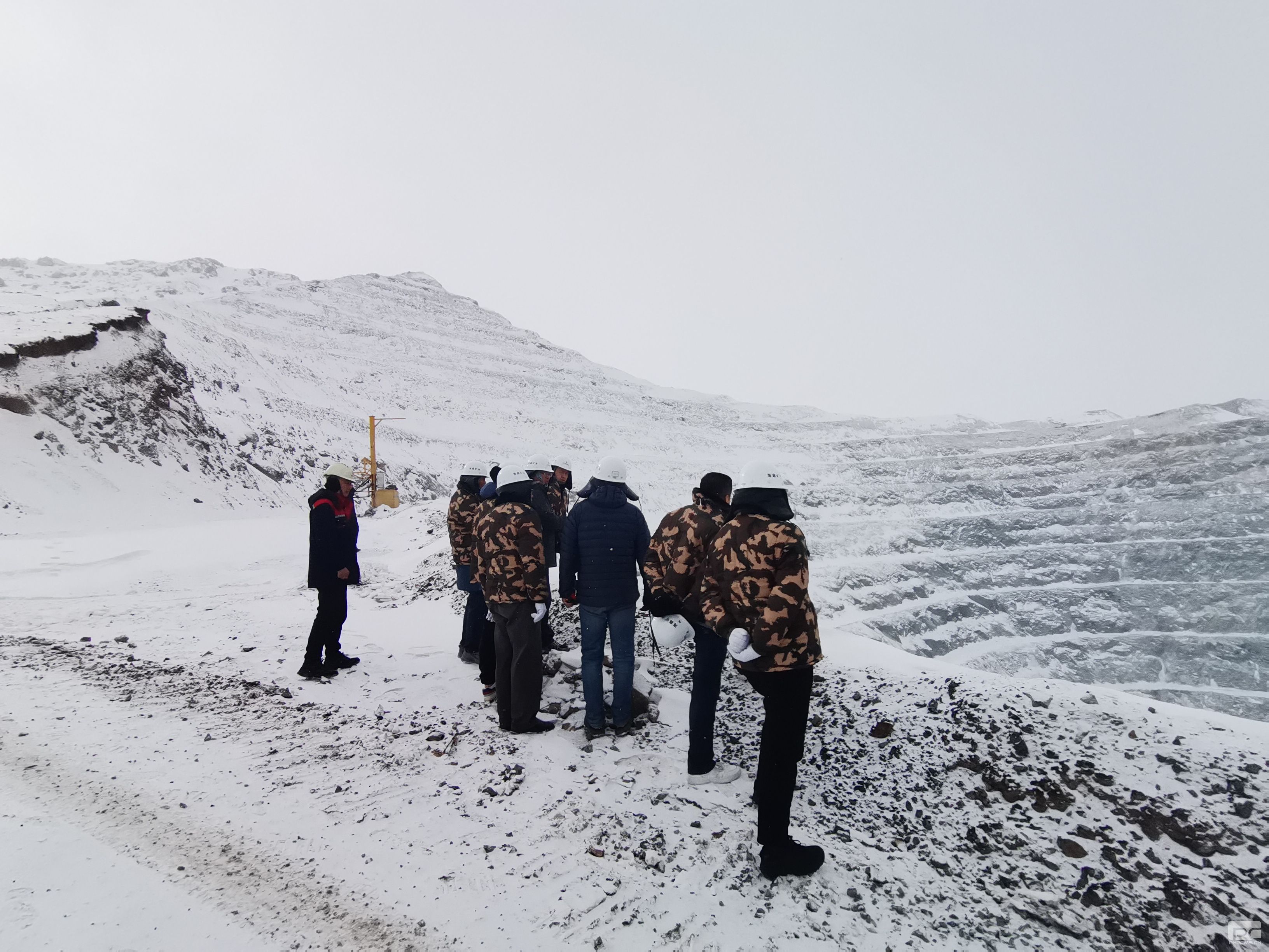 �۲��á�(�й���)���޹�˾����