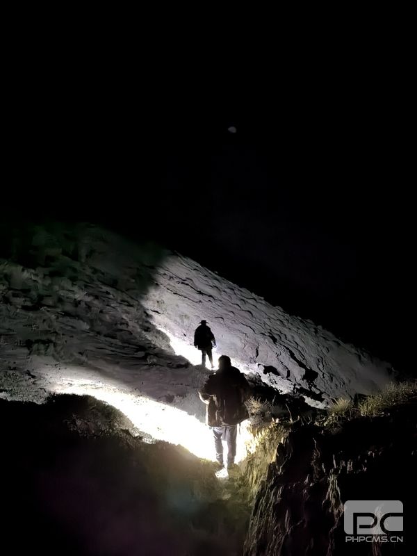 �۲��á�(�й���)���޹�˾����